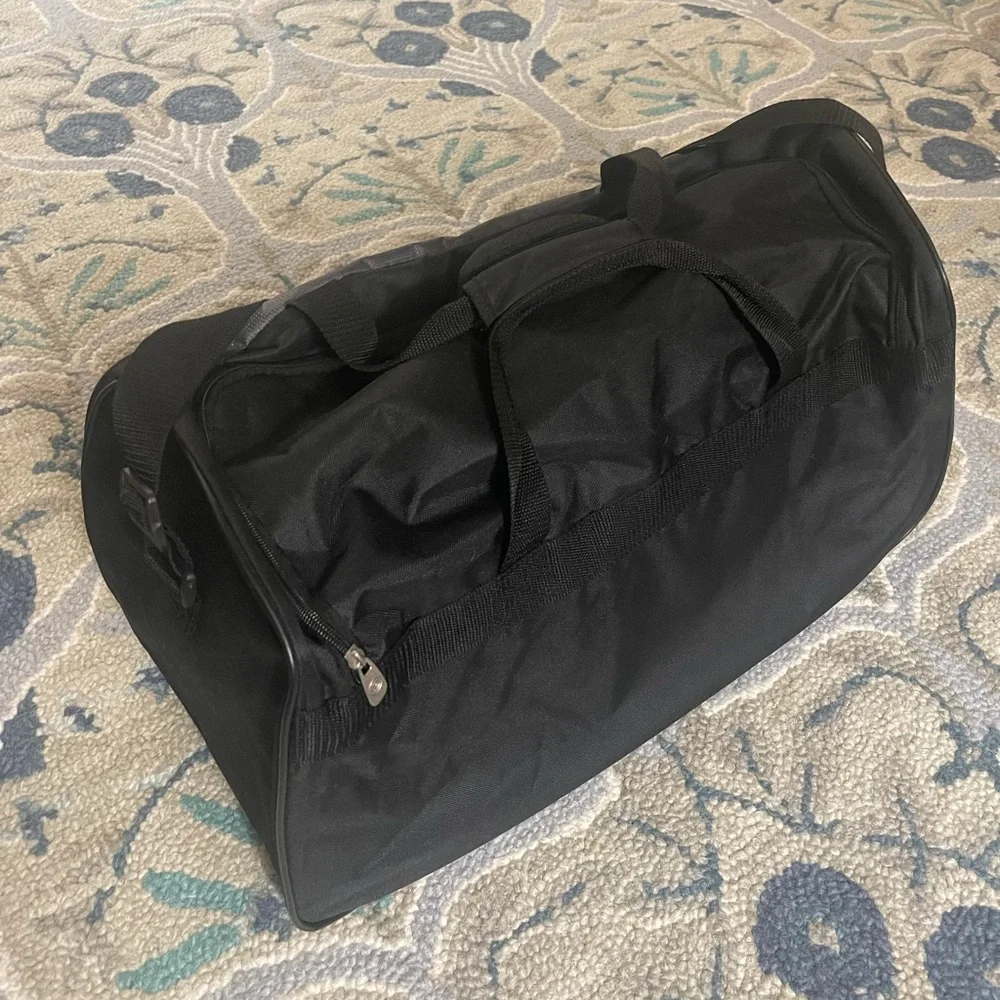 Men’s Black Duffel Bag
